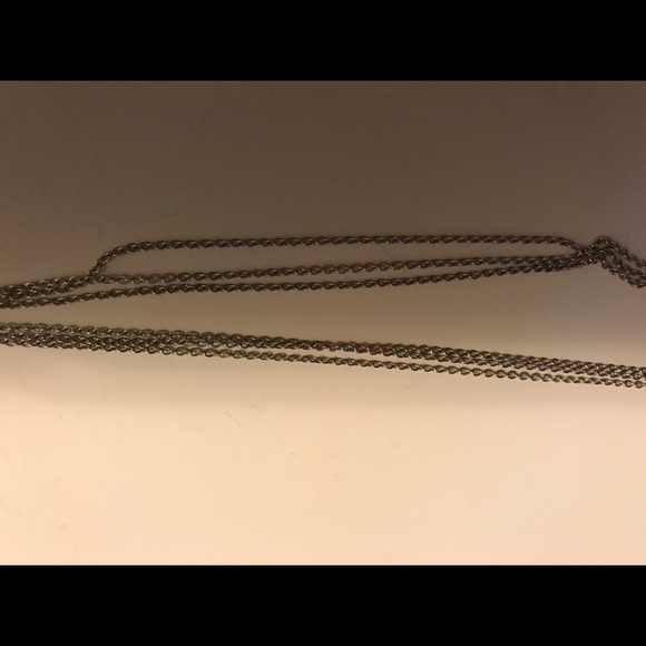 🌸Nolan Miller Pendent - Picture 5 of 5